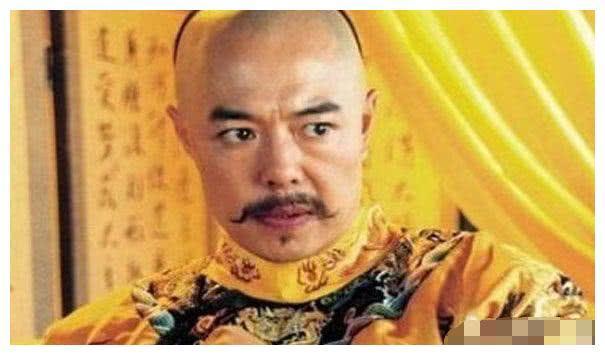 乾隆街头吃瓜视频,揭秘古代皇家生活趣味瞬间